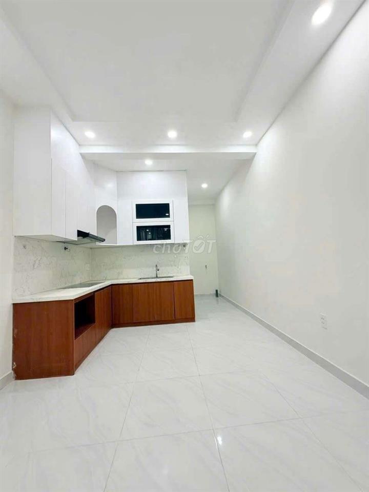 CHO THUÊ NHÀ NGUYÊN CĂN MỚI KENG - 2 TẦNG 1247 Huỳnh Tấn Phát Quận 7