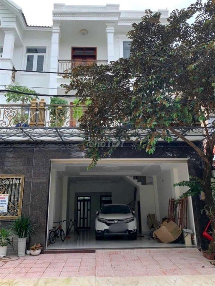 nhà trống khu dân cư Vĩnh Lộc.6 phòng ngủ mới sạch sẽ 