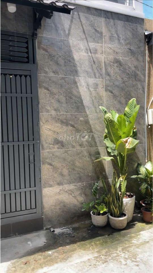 nhà fun nội thất gần KDC Vĩnh Lộc.