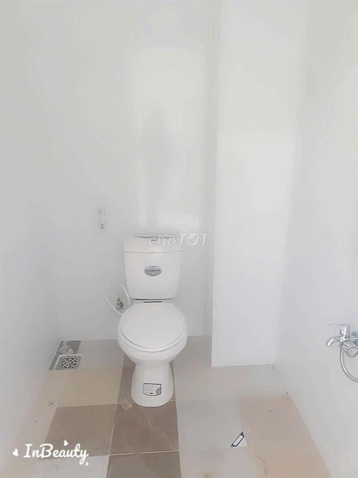 nhà 4×30 trống suốt.gần khu dân cư Vĩnh Lộc 