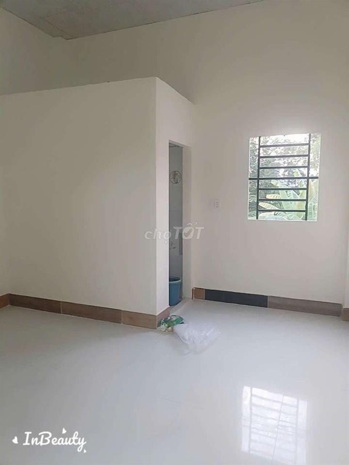 nhà 4×30 trống suốt.gần khu dân cư Vĩnh Lộc 