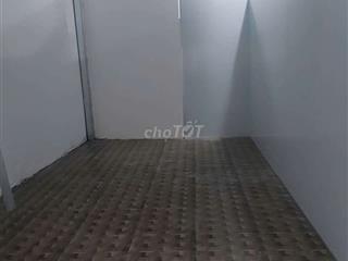 kho cho thuê 18×12 gạch men.có điện 3 pha.