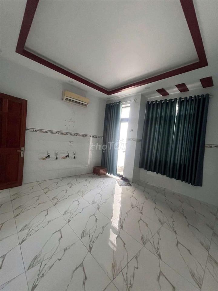 nhà gần ngã tư Gò Mây có nội thất 