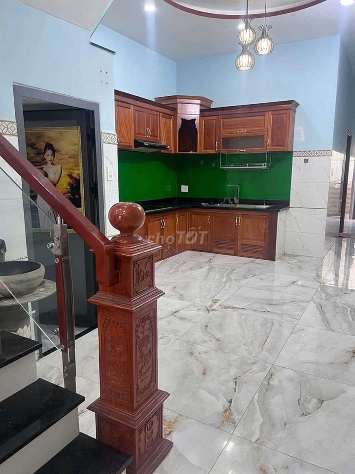 nhà gần ngã tư Gò Mây có nội thất 