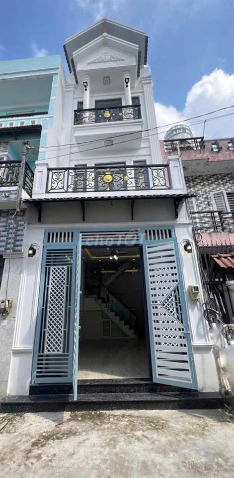 nhà 2 lầu 4 phòng ngủ.gần chợ Liên Khu 5-6