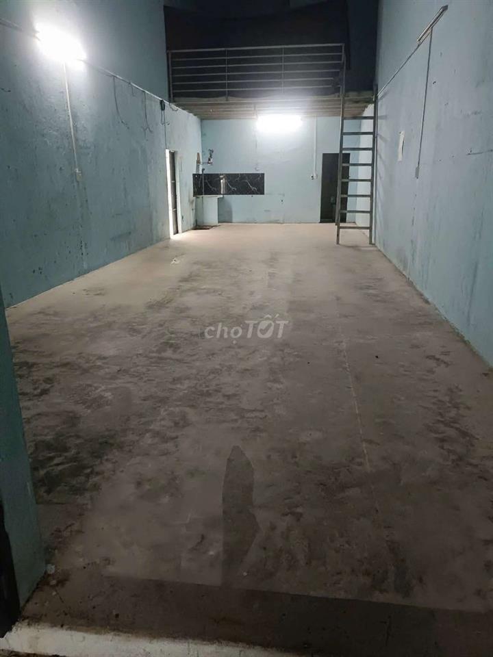 kho 5×24 đường xe 10 tấn.sổ hồng riêng.hợp đồng dài hạn 