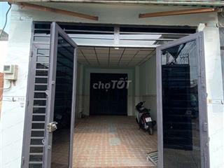 nhà hướng Tây.4×25 trống suốt.dưới có phòng 