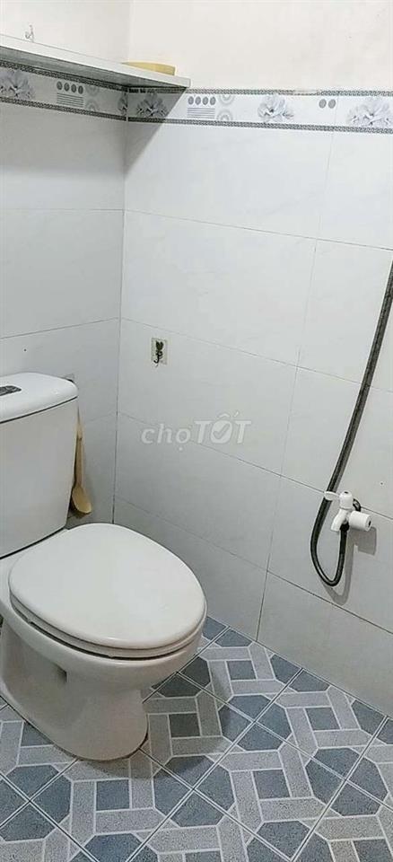 nhà gần chợ Bình Thành.trường Kim Đồng 