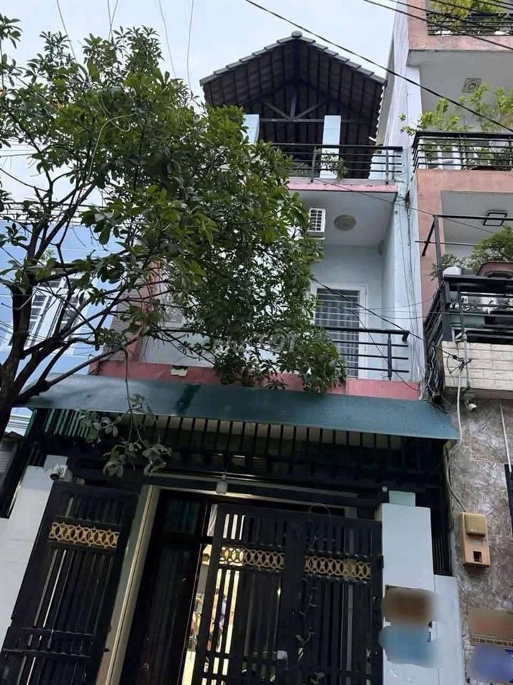 nhà hẻm chợ Bình Thành.
