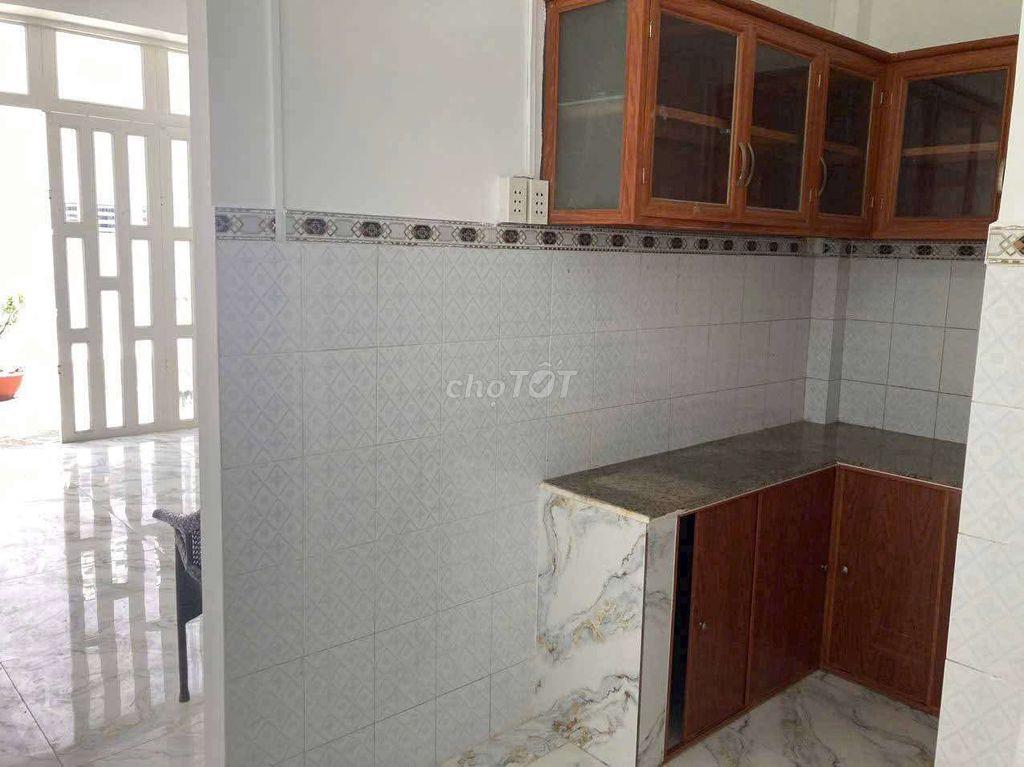 nhà 1 lầu 2 phòng ngủ 2 tollet.gần ngã tư Gò Mây 