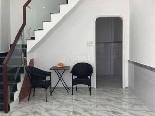 nhà 1 lầu 2 phòng ngủ 2 tollet.gần ngã tư Gò Mây 