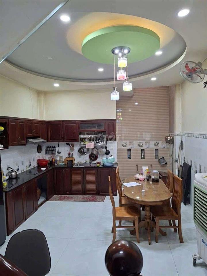 nhà hướng Tây.fun nội thất.gần kdc Vĩnh Lộc 
