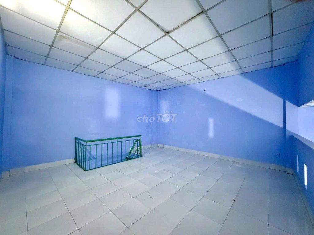 nhà 5×16 gác lửng.thích hợp mọi ngành nghề 
