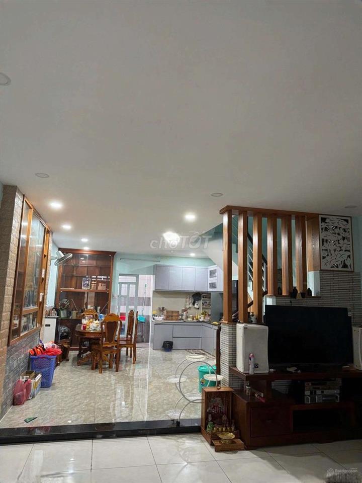 nhà 5×16 .1 lầu nội thất cơ bản.chợ Bình Thành 
