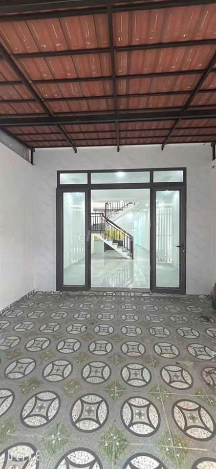 cho thuê nhà mới 100%