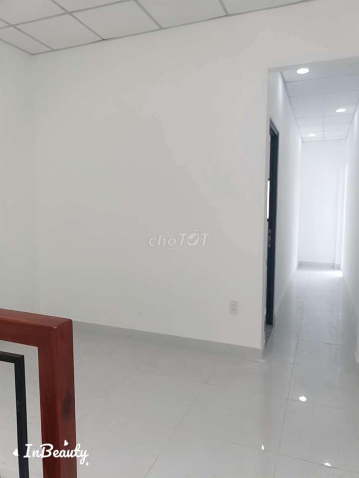 cho thuê nhà mới 100%