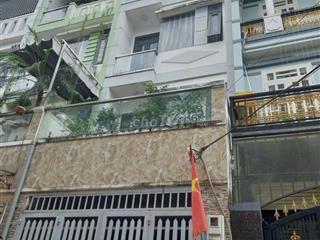 nhà 4 phòng ngủ.5 tollet.sân thượng