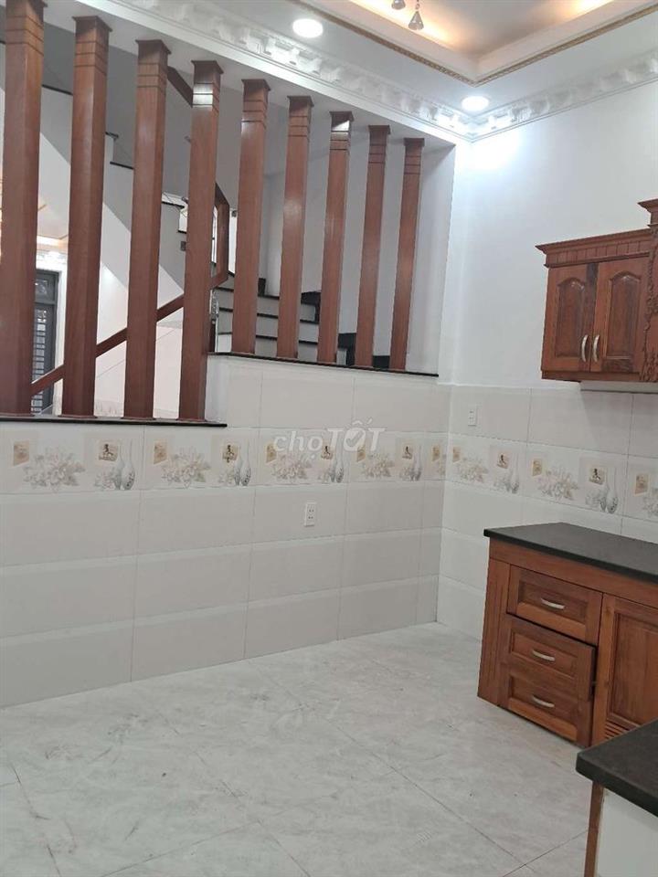 Nhà 1 trệt 2 lầu mới 100% Đường liên khu 4/5 BHH B bình tân 