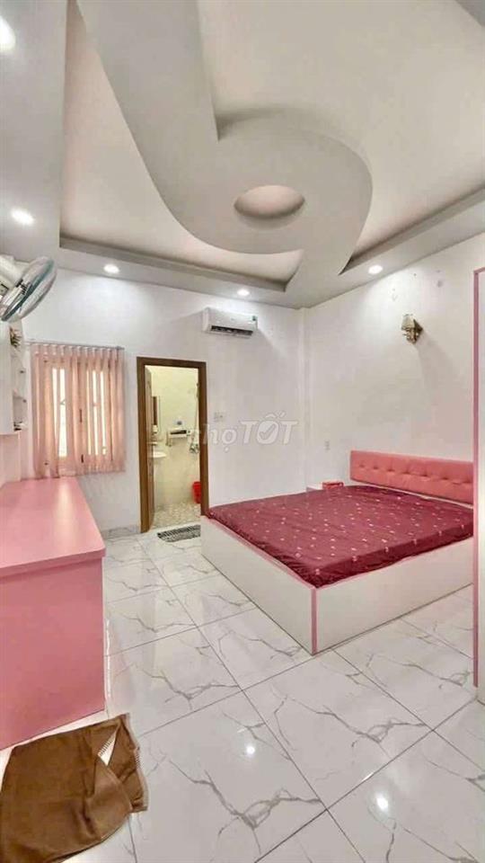 Nhà 1 trệt 1 lửng 3 lầu full nội thất đường Mã Lò BTĐ A bình tân