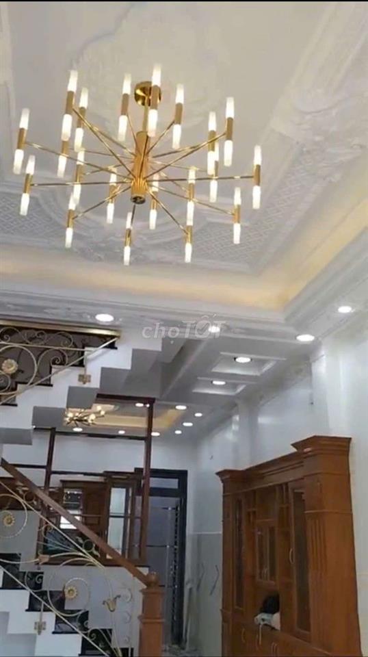 Nhà 1 trệt 3 lầu sân thượng đường Bình Thành BHH B bình tân 