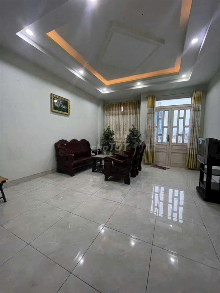 Nhà 1 trệt 3 lầu sân thượng full nội thất đường 2A KDC Vĩnh Lộc BHH B
