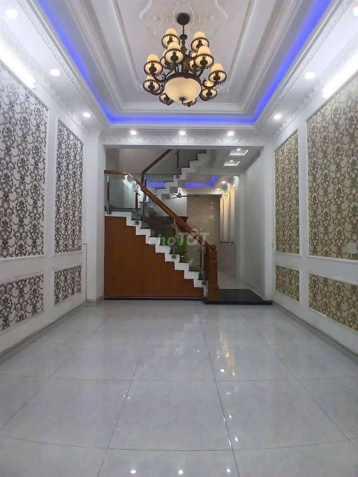 Nhà 1 trệt 3 lầu sân thượng đường liên khu 4/5 BHH B bình tân