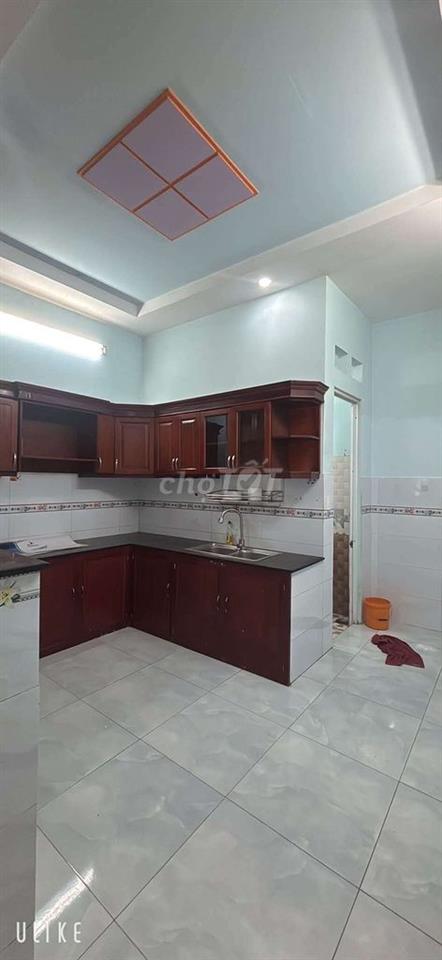 Nhà 1 trệt 2 lầu sân thượng đường liên khu 5_6 BHH B bình tân