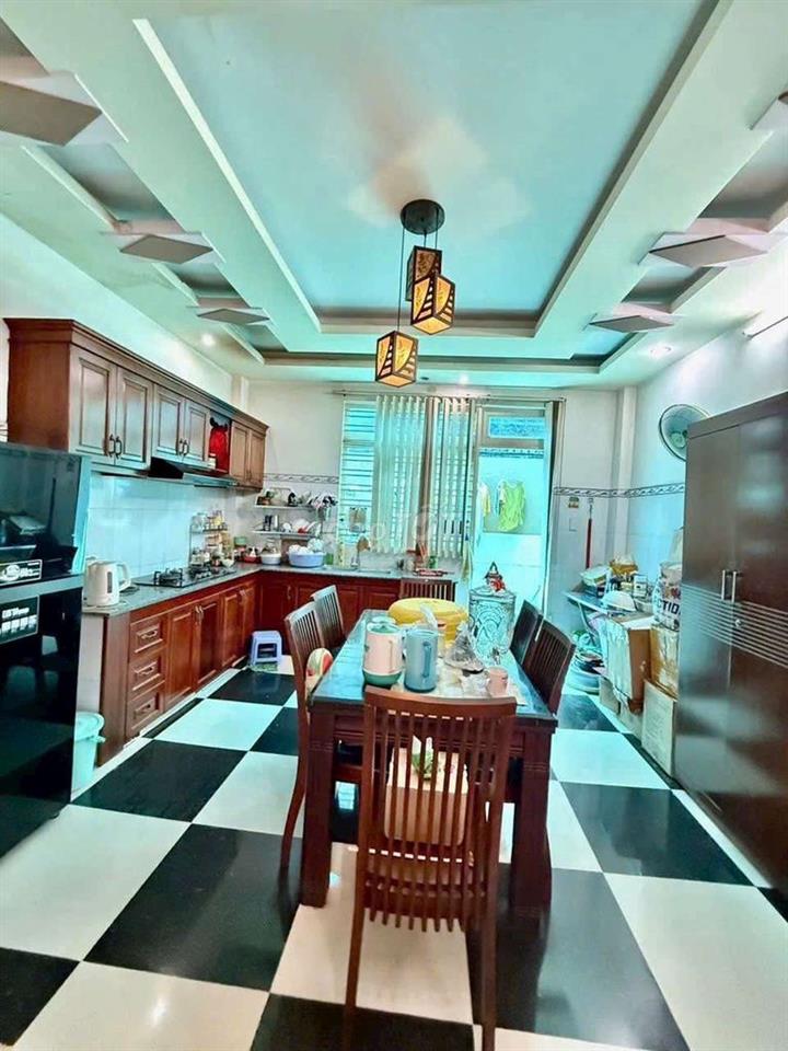Nhà 1 trệt 2 lầu sân thượng Đường liên khu 4/5 BHH B bình tân 