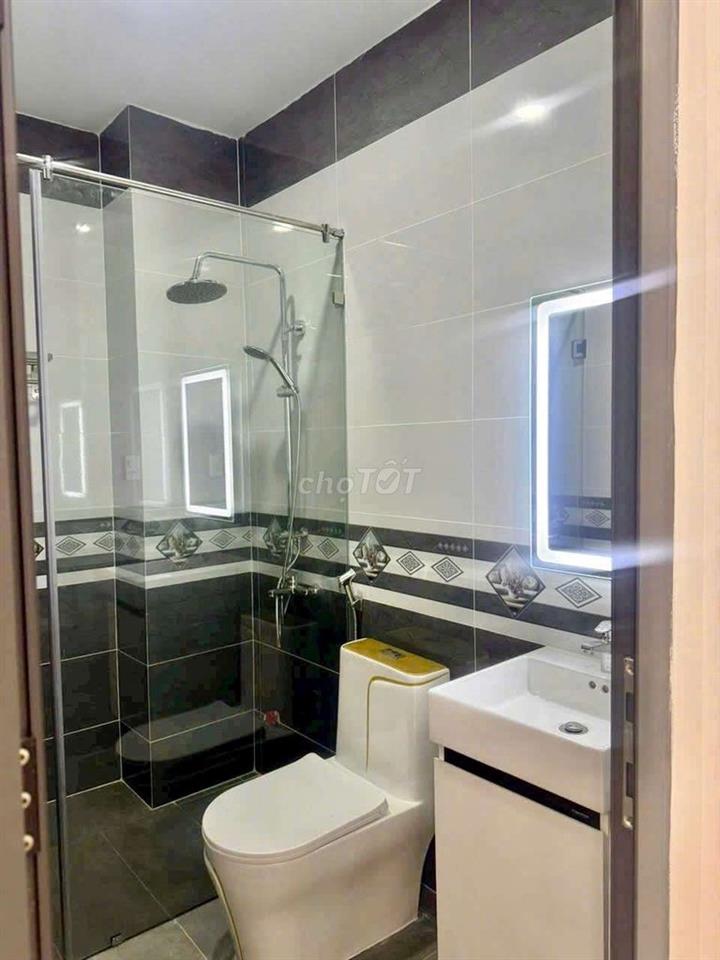 Nhà 1 trệt 1 lửng 3 lầu hẻm 182 đường số 6 BHH B bình tân