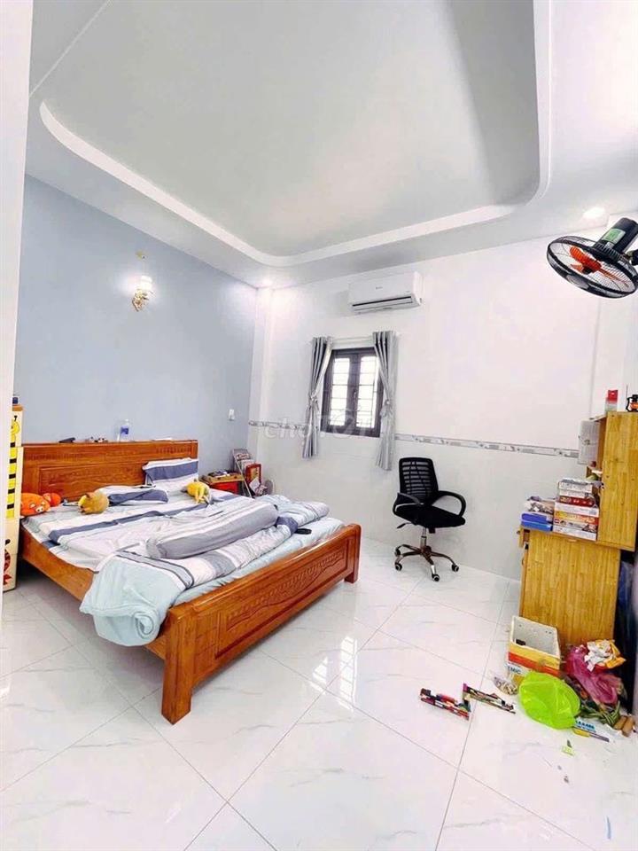 Nhà 1 trệt 3 lầu full nội thất hẻm 55 Tây Lân BTĐA bình tân 