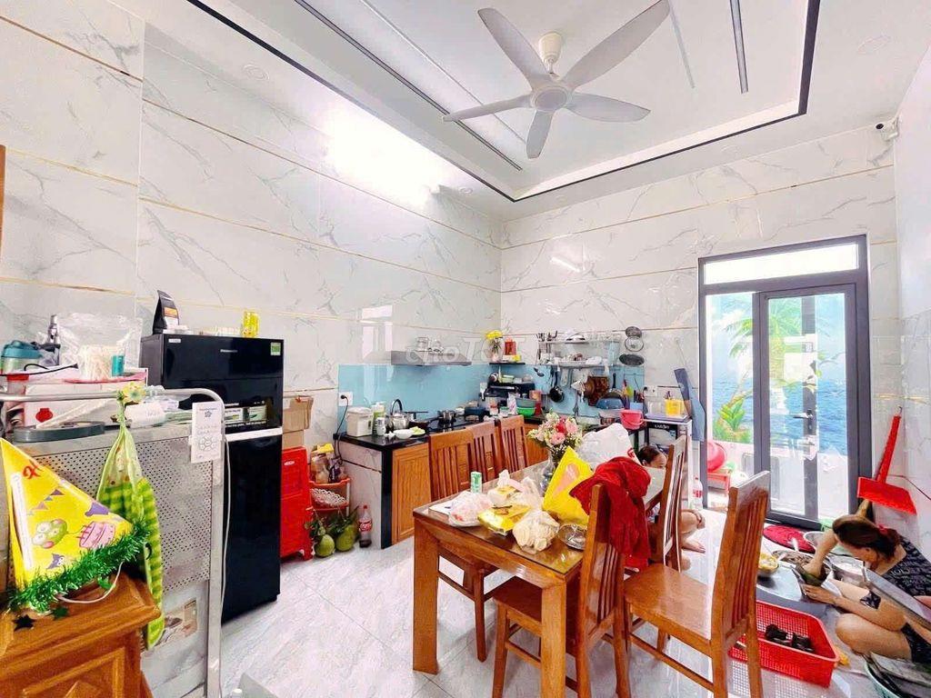 Nhà 1 trệt 3 lầu full nội thất hẻm 55 Tây Lân BTĐA bình tân 