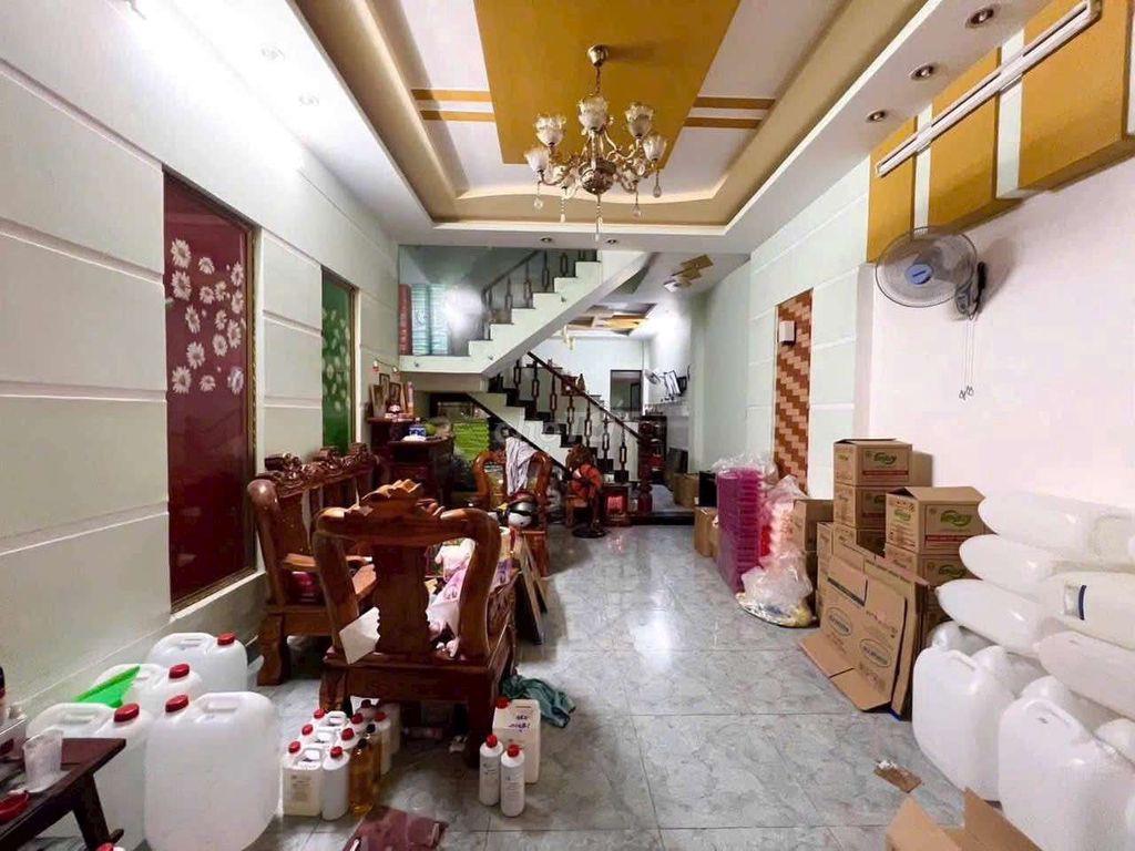 Nhà 1 trệt 2 lầu sân thượng hẻm 17 liên khu 5_6 BHH B bình tân 