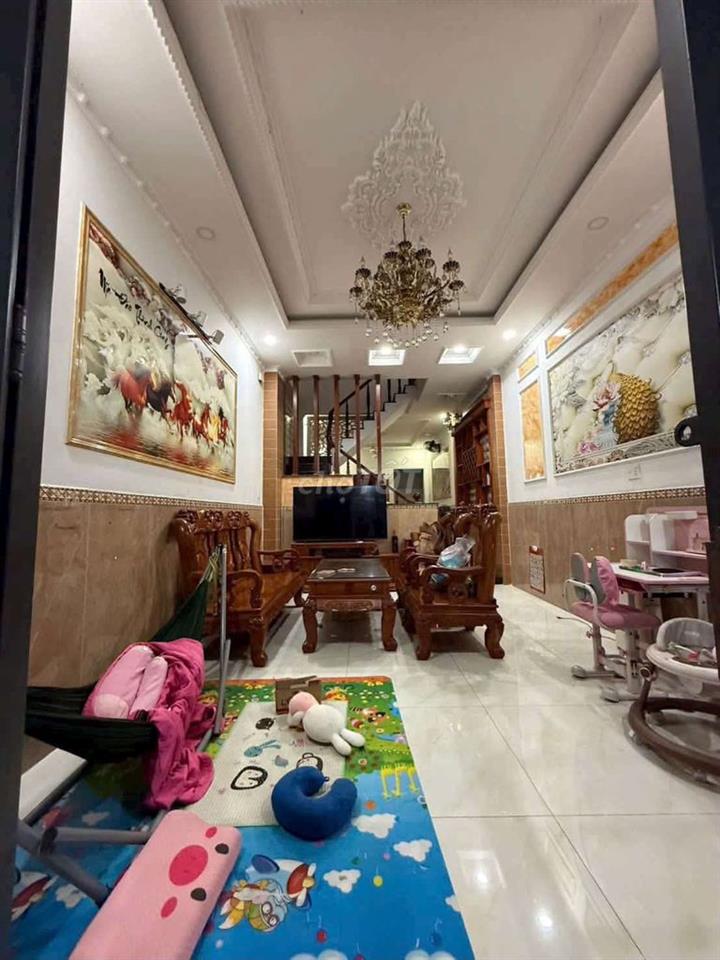 Nhà 1 trệt 3 lầu sân thượng đường liên khu 4/5 BHH B bình tân