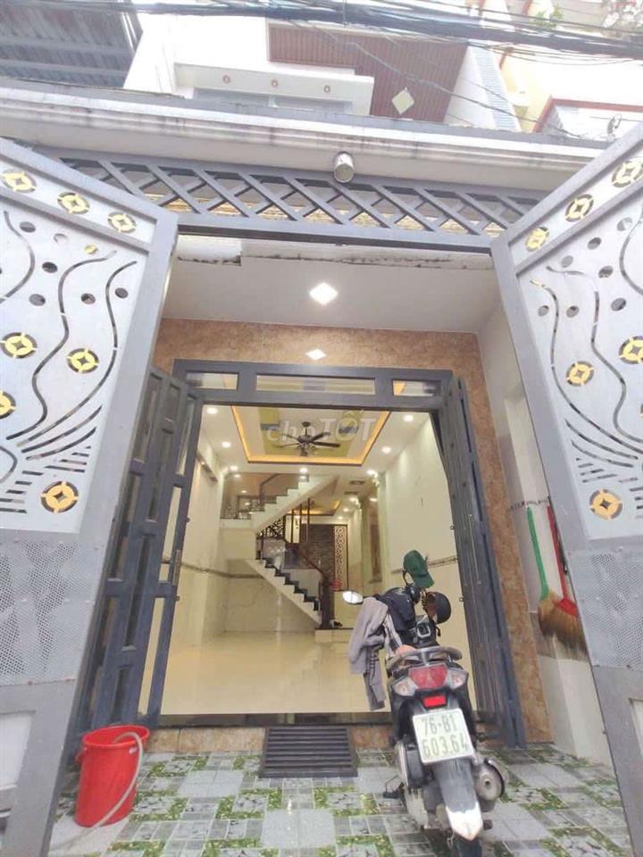 Nhà 1 trệt 2 lầu sân thượng đường liên khu 4/5 BHH B bình tân 