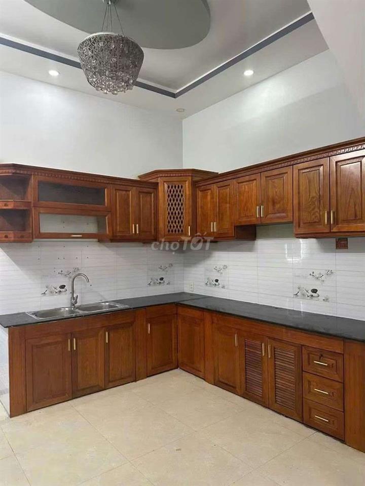 Nhà 1 trệt 2 lầu sân thượng hẻm 30 bình thành BHH B bình tân 