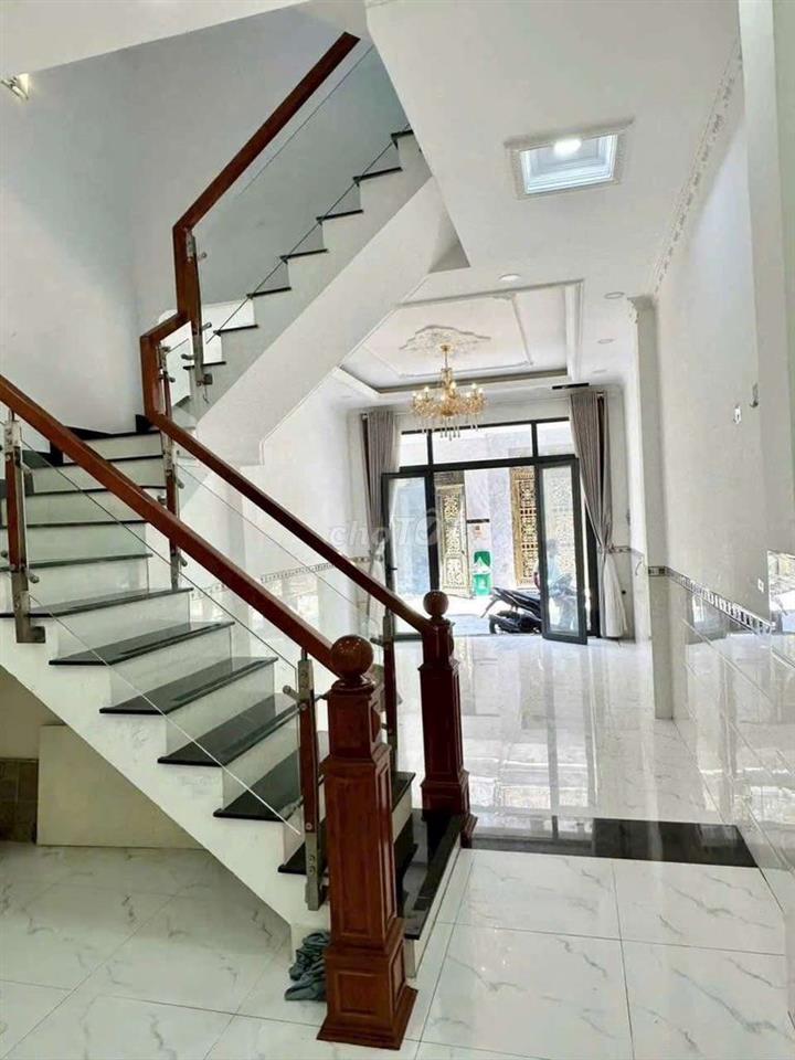 Nhà 1 trệt 3 lầu sân thượng đường số 1 KDC Vĩnh Lộc BHH B bình tân 