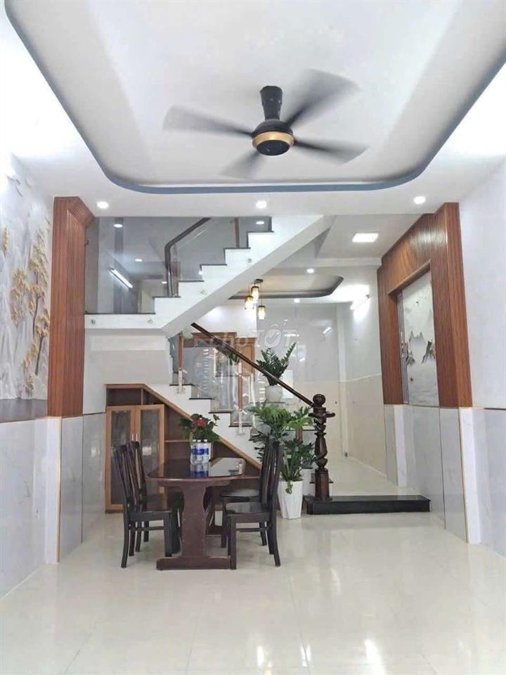Nhà 1 trệt 2 lầu hẻm 207 đường số 8 BHH B bình tân