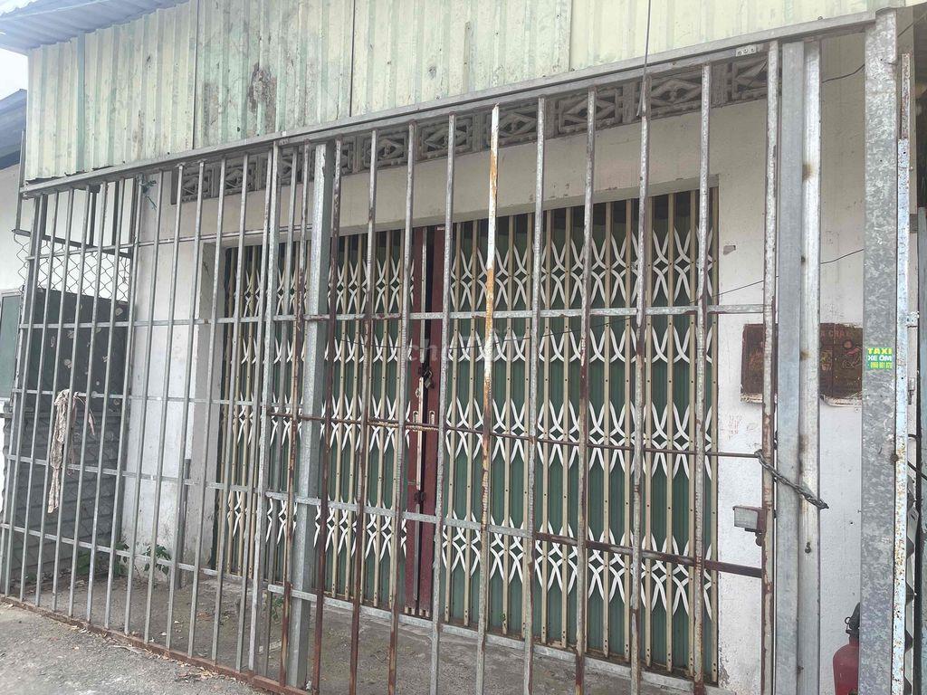 cho thuê nhà 60m2 cuối hẻm cách đường nhựa 30m điện nước chính