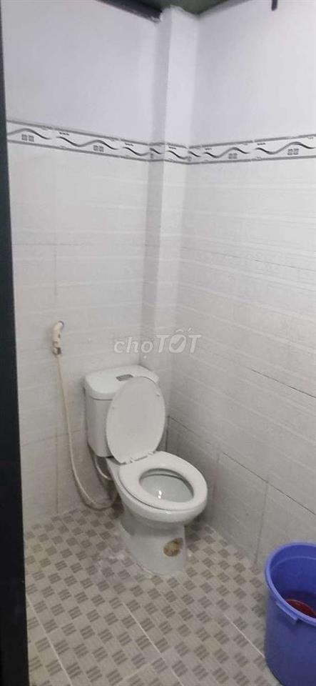 nhà mới xây 