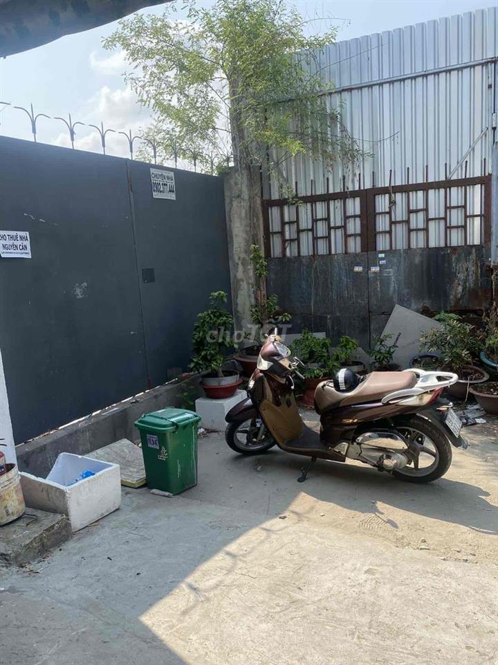 Cho thuê nhà Bình Chánh, có gác - Gần Phạm Hùng, Parc Mall, Chợ