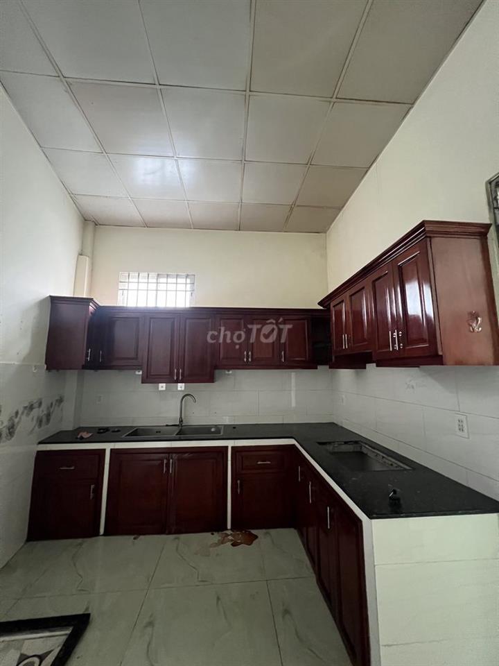 Cho thuê nhà hẻm ô tô 1 trệt 1 lầu xã Bình Chánh