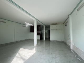 Cho thuê nhà hẻm ô tô 1 trệt 1 lầu xã Bình Chánh
