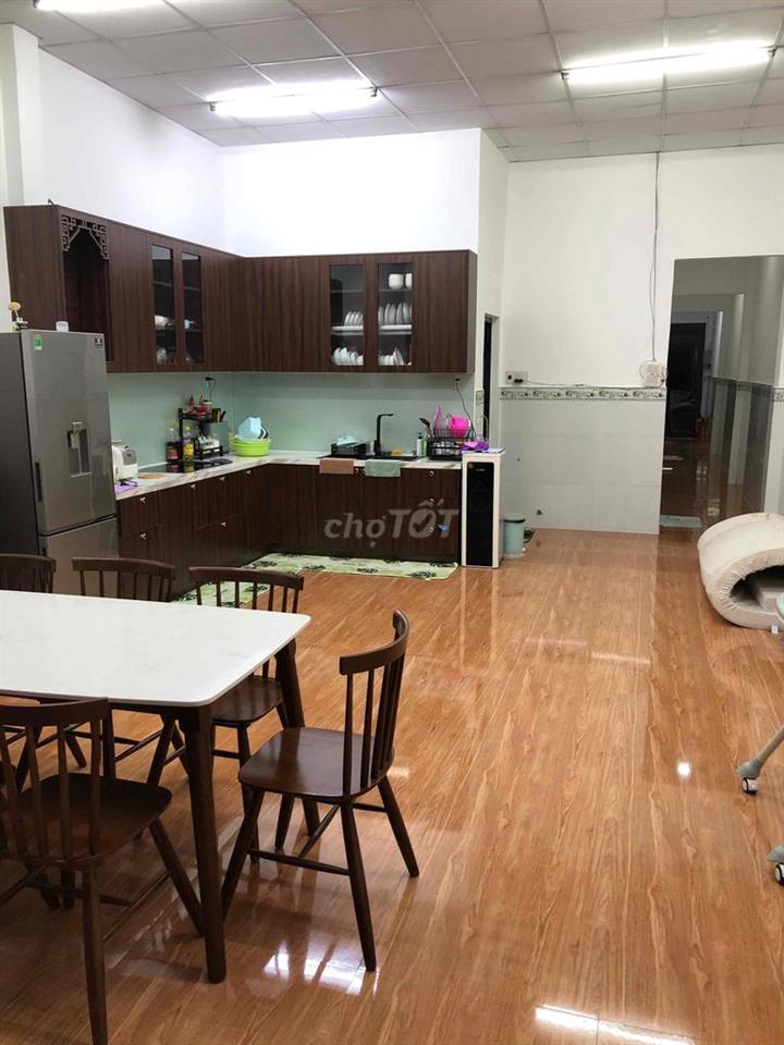Bán nhà mặt tiền đường 30m