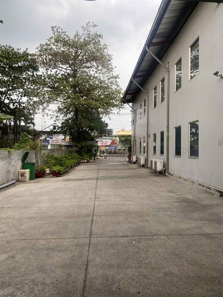 CHO THUÊ KHO MẶT TIỀN QUỐC LỘ 1A – QUẬN 12 1.300m2 chỉ 4.000$/th