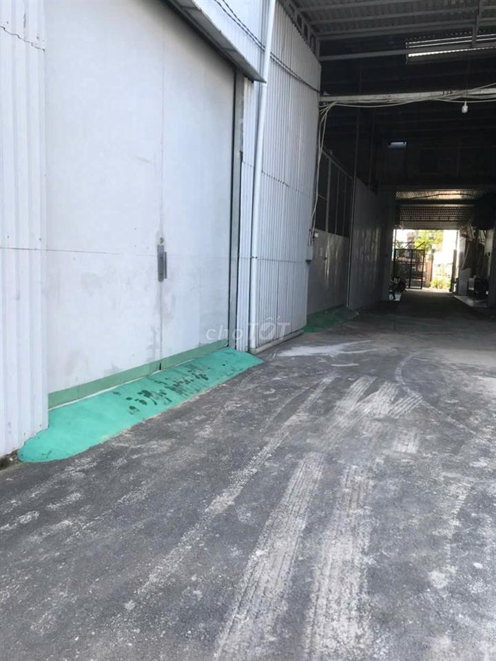 Cho thuê kho Quốc lộ 1A Bình Chánh, Kv 3.200m2, Kx 1.700m2. 150tr/th
