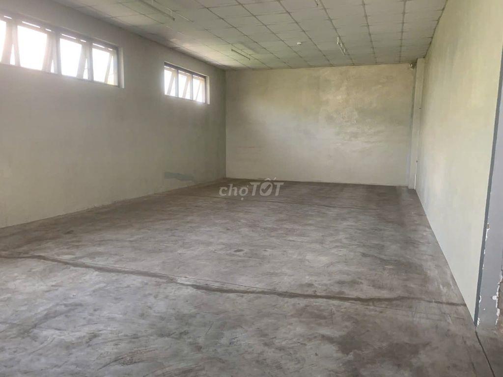 Cho thuê nhà xưởng trần đại nghĩa, bình tân 2.400m2 cont 24g