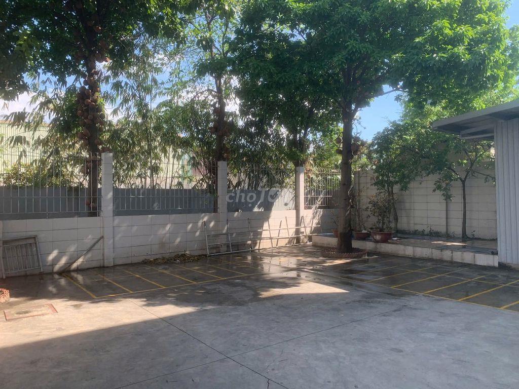 Cho thuê nhà xưởng trần đại nghĩa, bình tân 2.400m2 cont 24g