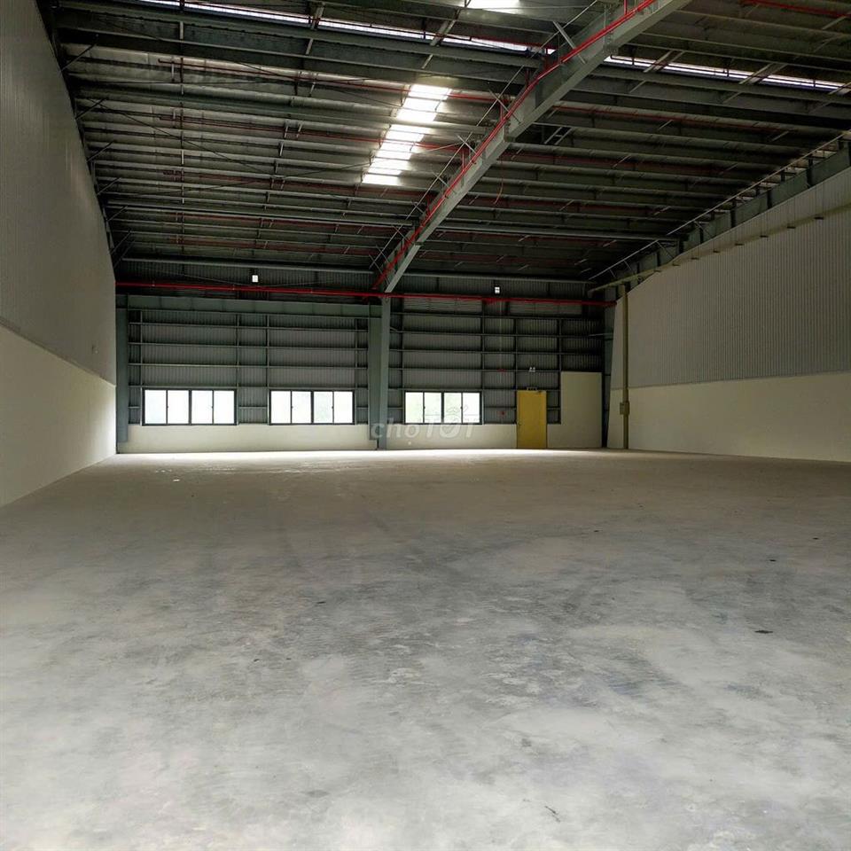 Cho thuê kho xưởng trong Kcn Lê Minh Xuân 3, Dt 2.000m2, Pccc tự động