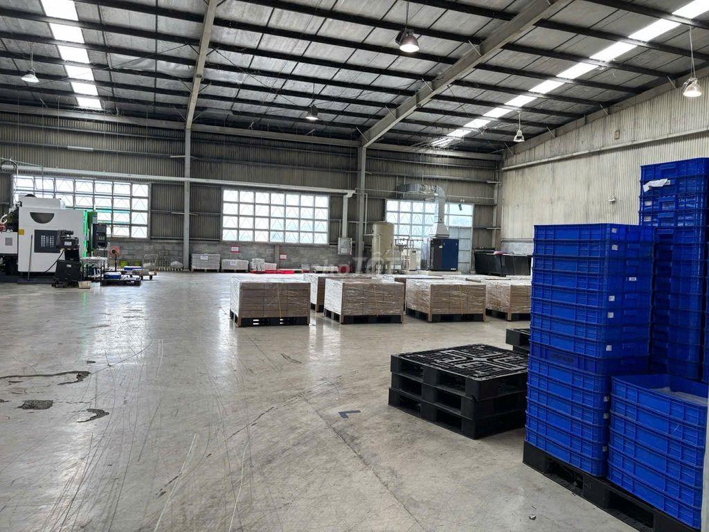 CHO THUÊ KHO XƯỞNG KCN LONG HẬU – 1.800M² – CONTAINER 24/7