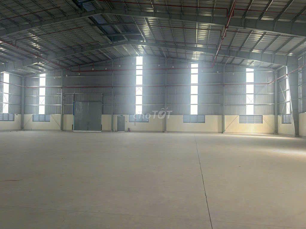 Cho thuê xưởng KCN Tân Đô 11.500m², khuôn viên 18.000m², điện 2.000KVA